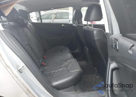 2008 Volkswagen Passat Lux from USA, damaged, VIN WVWEK73C18E166881